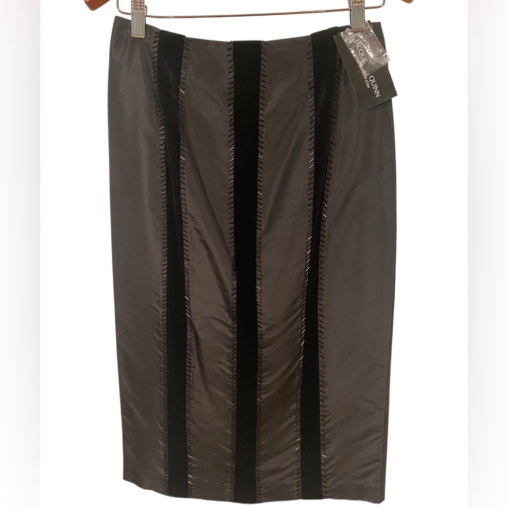 🔥🔥stunning silk pencil skirt🔥🔥
